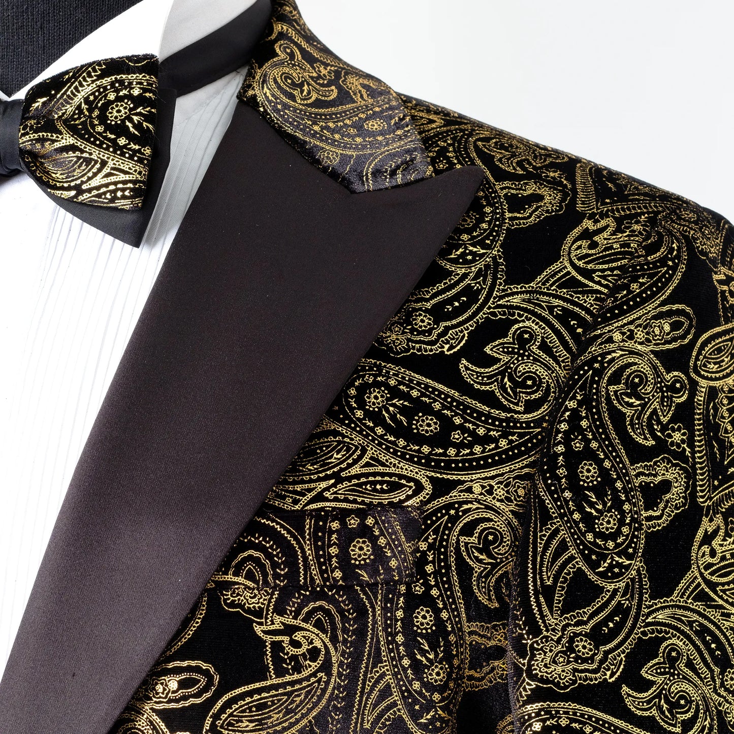 Orlando | Black and Gold Paisley Tailored-Fit Jacket